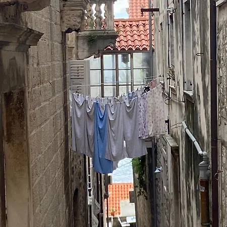 Sunny Blue Apartment *