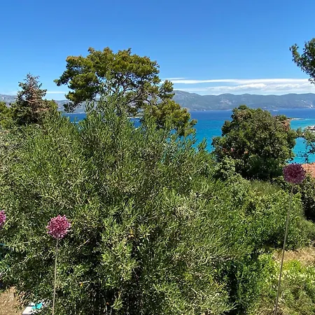 Sunny Blue * Lumbarda