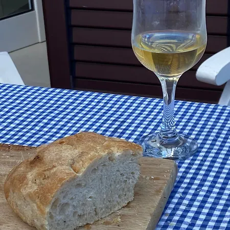 Διαμέρισμα Sunny Blue *