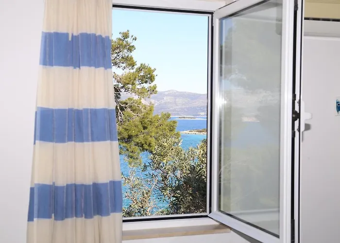 Sunny Blue 아파트 룸바르다