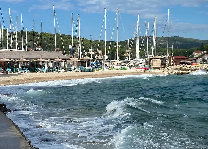 Sunny Blue 아파트 *