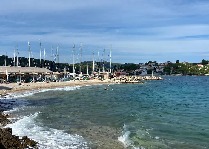 아파트 Sunny Blue 룸바르다