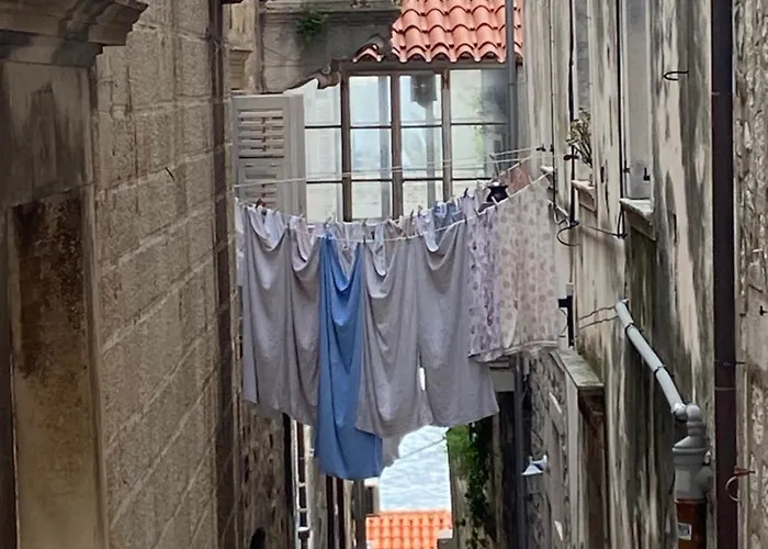 Sunny Blue 아파트 *